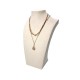 Buste pour collier en suédine beige 30cm